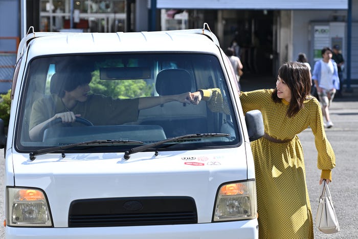 道枝駿佑、広瀬アリス(C)TBS