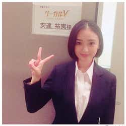 モデルプレス - 安達祐実のスーツ姿が「さすがの美しさ」「会社にいたら好きになる」と注目集まる<リーガルV>