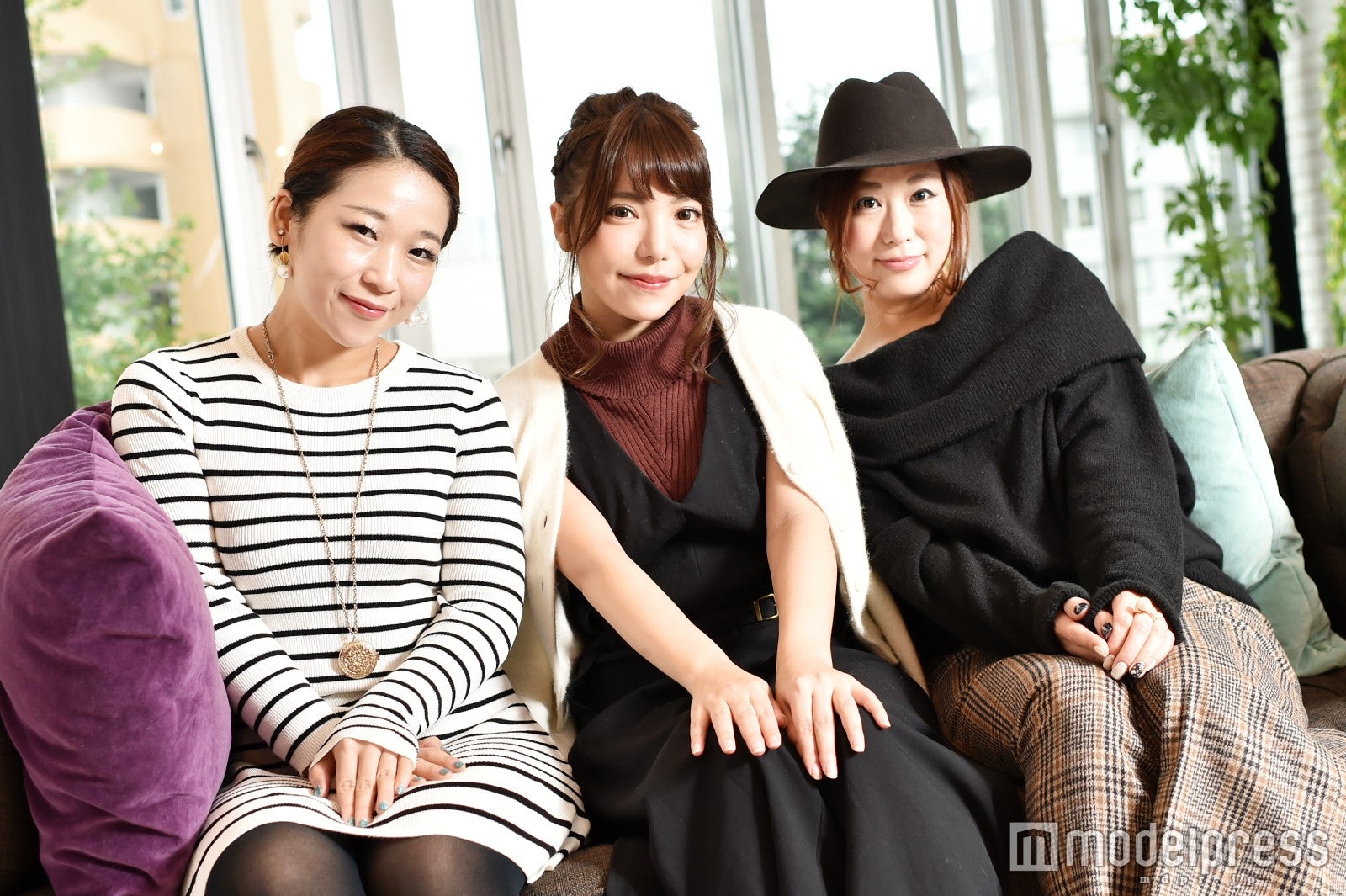 さわりたくなるぷるぷるの肌に（C）モデルプレス