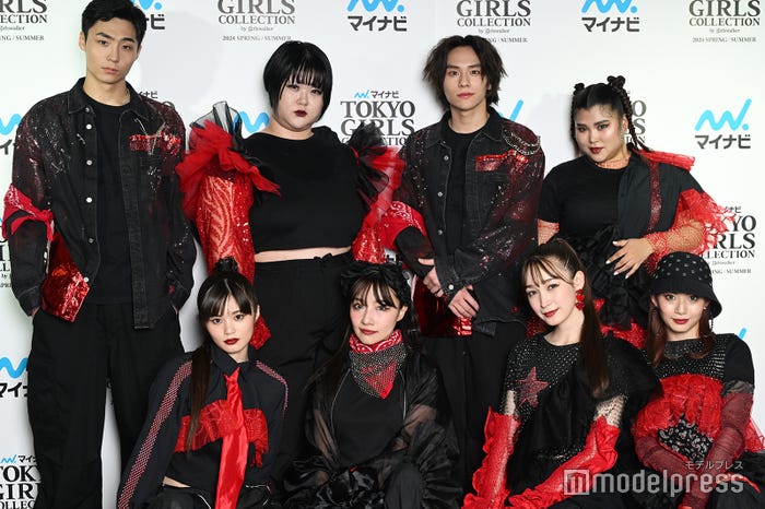 (後列左から)八村倫太郎、このちゃん、山下幸輝、JESSICA(前列左から)原田都愛、村瀬紗英、藤井サチ、RUI(C)モデルプレス