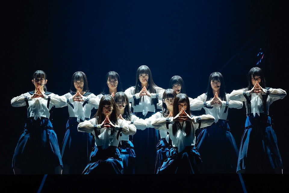 櫻坂46新メンバー、初ステージで号泣 声出し解禁公演で三期生初楽曲