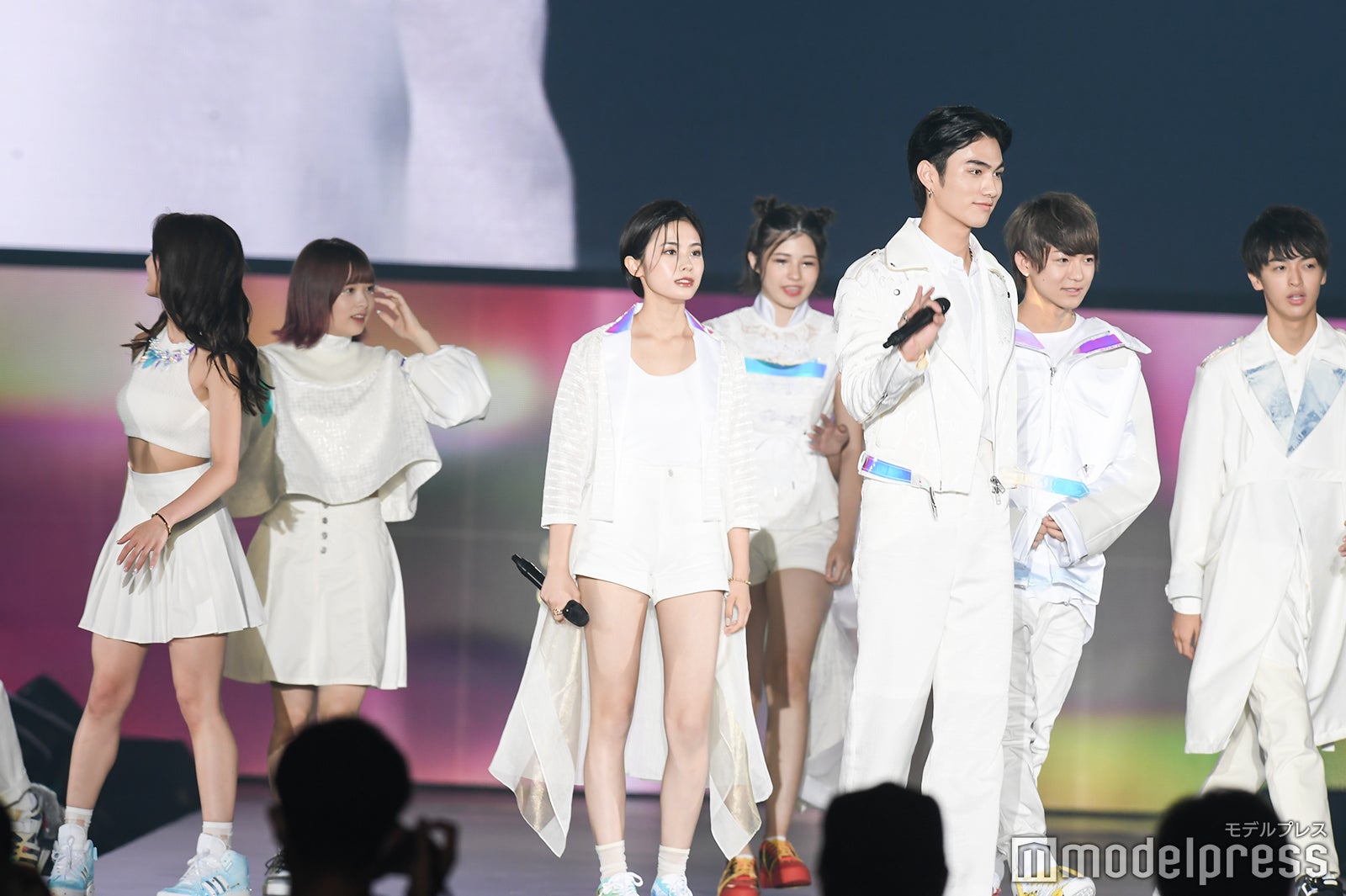 「虹とオオカミには騙されない」メンバー（C）モデルプレス