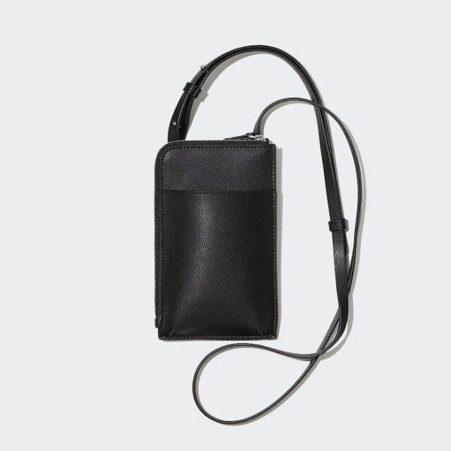 ユニクロ　バッグ　レザータッチウォレットショルダーバッグ