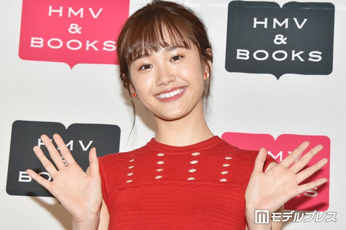 「虎に翼」“衝撃キック”が話題 優未役・毎田暖乃＆のどか役・尾碕真花の笑顔オフショットに反響「本当の姉妹みたい」「安心した」
