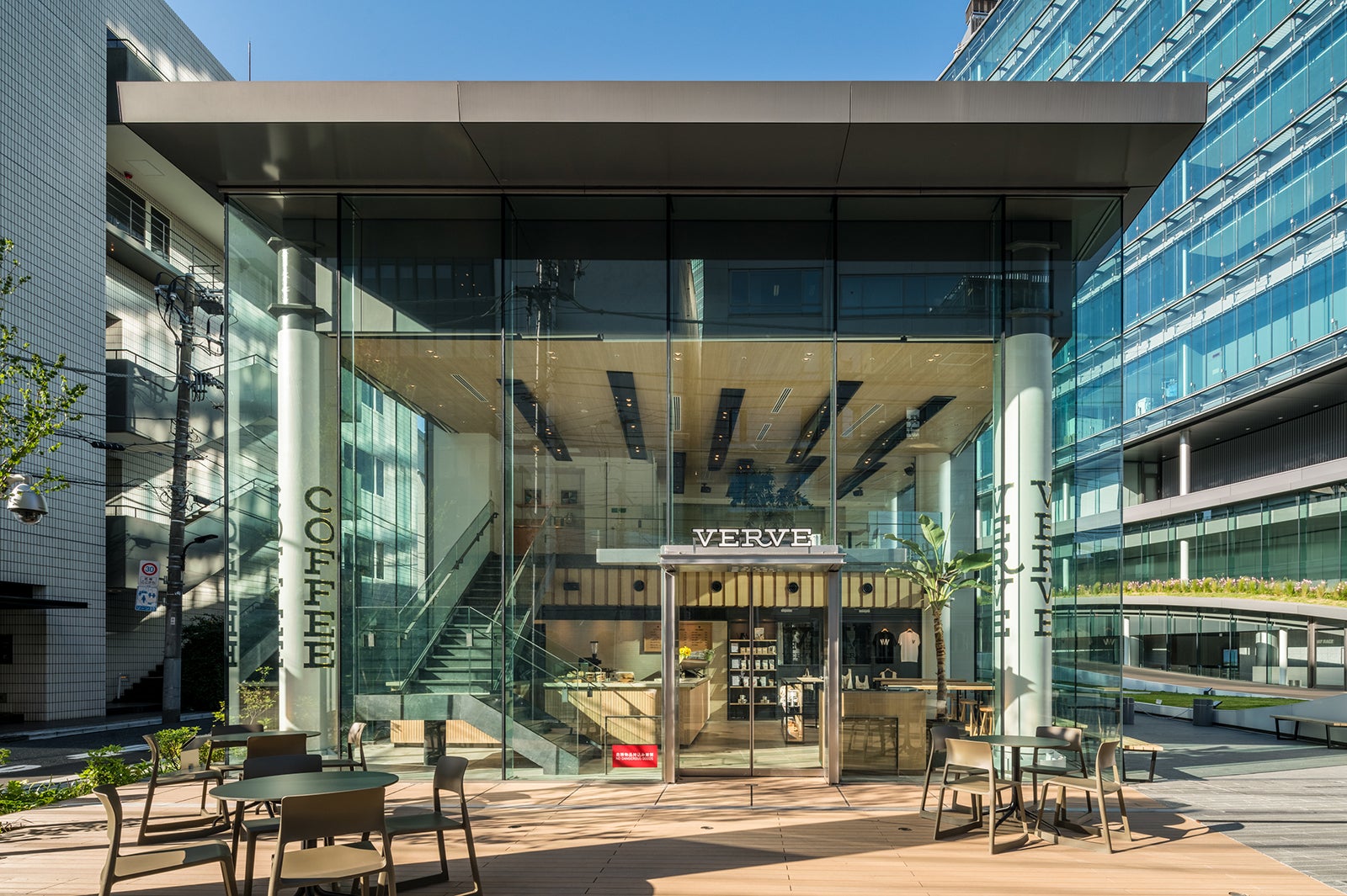 「ヴァーヴ コーヒー ロースターズ」六本木＆北鎌倉にオープン