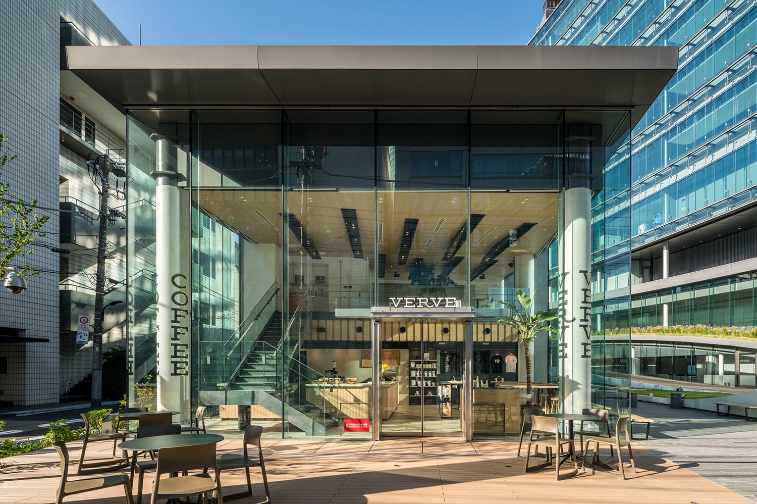 「ヴァーヴ コーヒー ロースターズ」六本木&北鎌倉にオープン