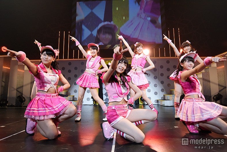 長崎県・長崎ブリックホールで公演を行ったAKB48ヤングメンバー（C)AKS