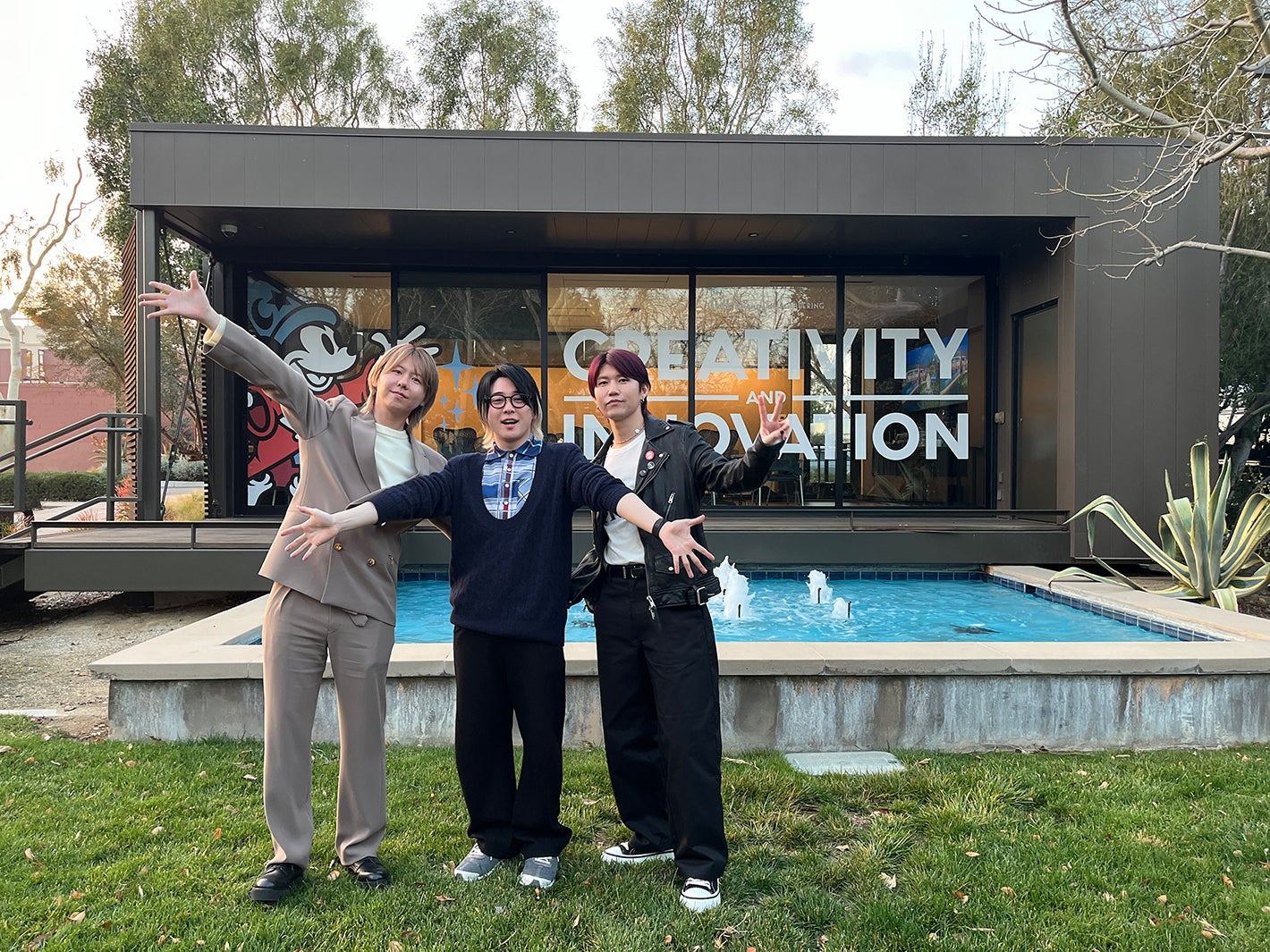 Mrs. GREEN APPLE（C）Disney