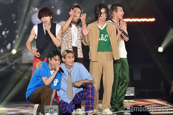 (左上から時計回りに)鈴木曉、イメチェン前の桑山隆太、福澤希空、古幡亮、高橋颯、イメチェン前の八村倫太郎/WATWING(C)モデルプレス