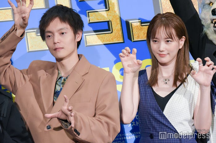 窪田正孝、本田翼(C)モデルプレス