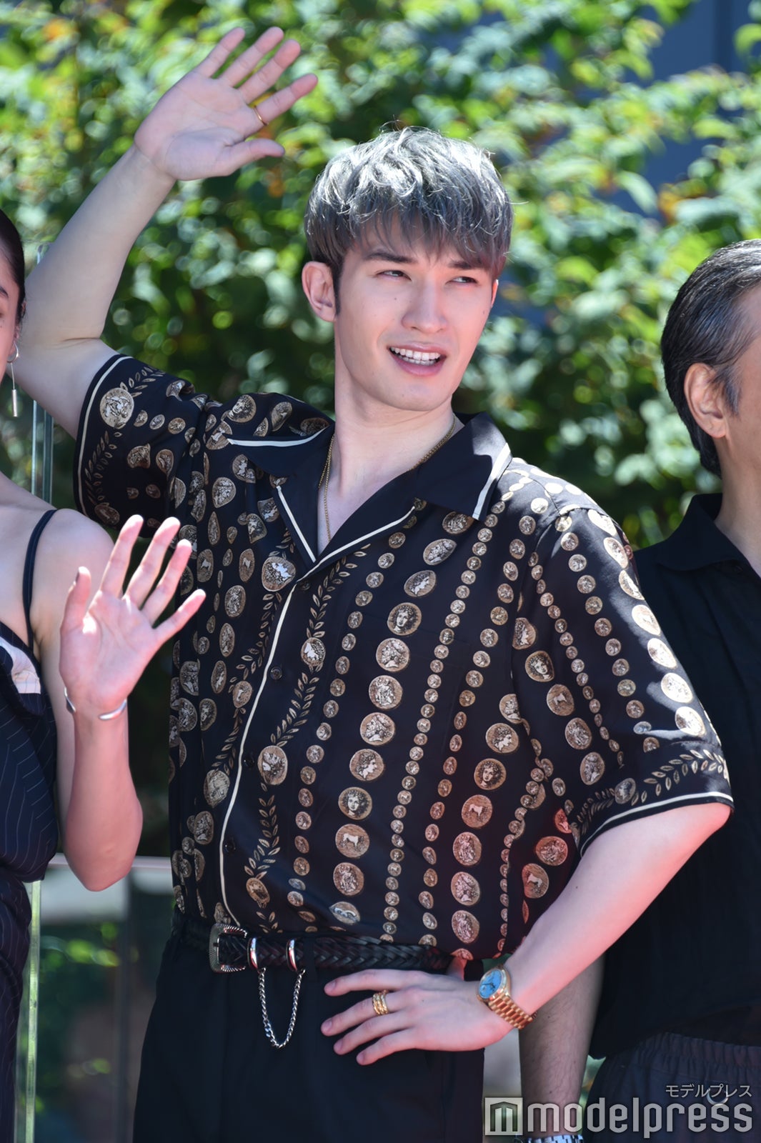 率先してポージングしていたジェシー（C）モデルプレス