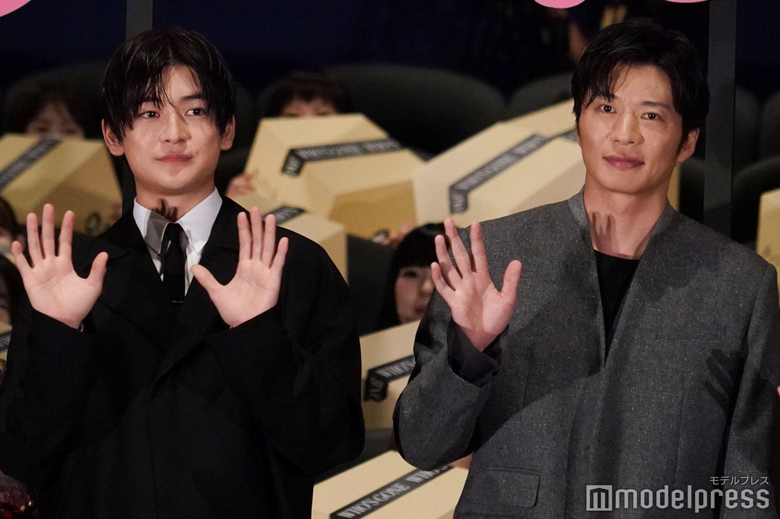 高橋文哉、田中圭（C）モデルプレス