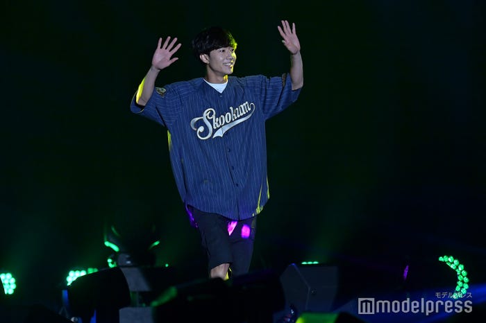 ぎし(C)モデルプレス