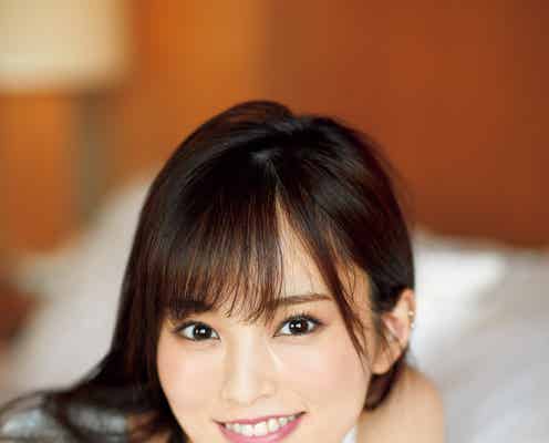 NMB48山本彩とホテルで密会気分 谷間チラリで大人の色香