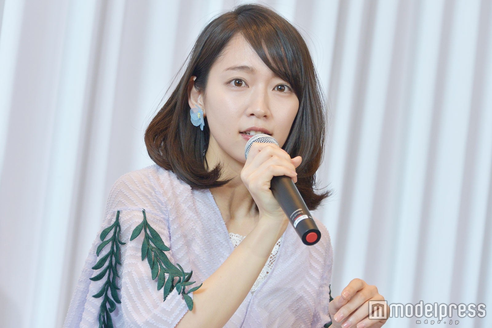 11日に出演したイベントでは“目が笑っていない”第3話の名シーン「女からキスしたら男に恋は生まれません」を再現／吉岡里帆 （C）モデルプレス