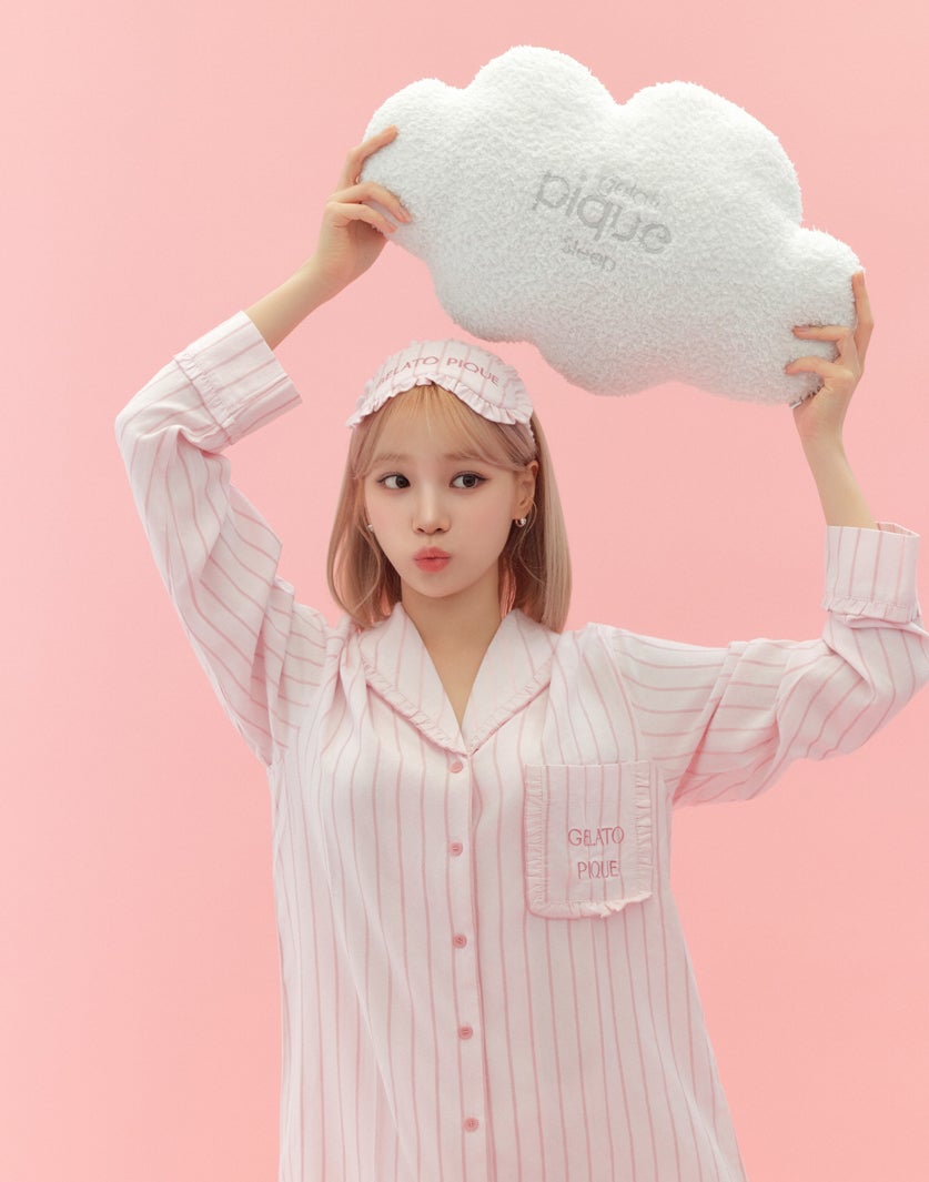 LE SSERAFIM、ルームウェア姿でリラックスした表情「ジェラピケ」秋