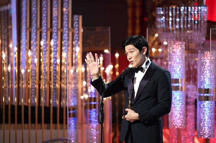 メイちゃんの執事 で過去に共演 鈴木亮平 吉川愛の再会に歓喜の声続々 トレンド入りの反響 第45回日本アカデミー賞 モデルプレス メイちゃんの執事 で過去に共演 鈴木亮平 吉川愛の再会に歓喜の声続々 トレンド入りの反響 第45回日本アカデミー賞 モデルプレス