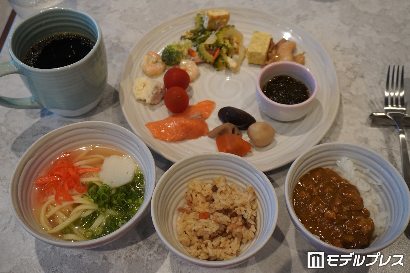 朝食はビュッフェスタイル(C)モデルプレス