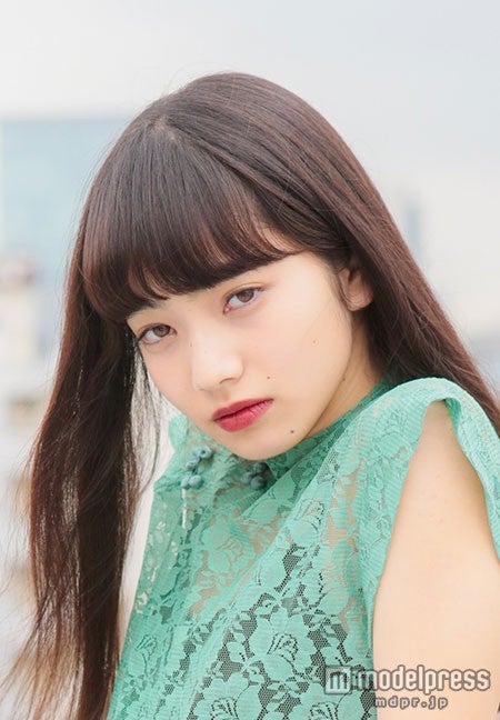 小松菜奈、キュートさ全開の“胸キュン”ダンスを披露