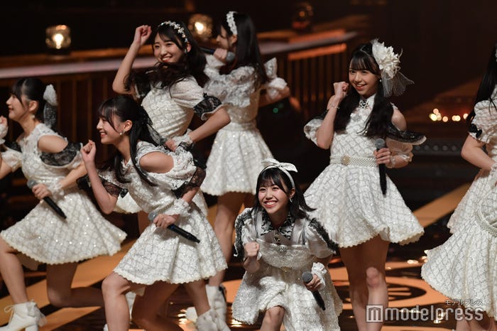 各々可愛らしいスタートを切るOCHA NORMA(C)モデルプレス