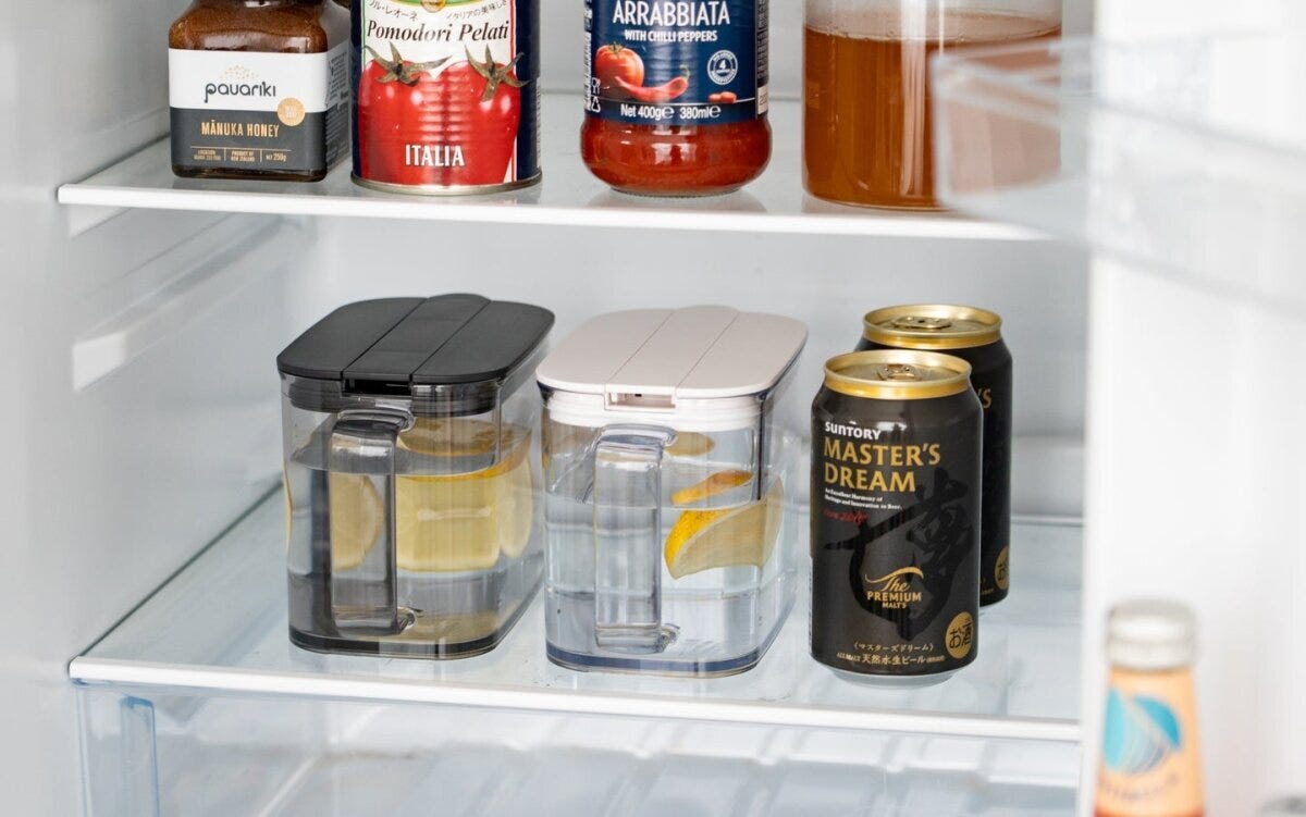 ニトリ　棚置き冷水筒1.0L　使用イメージ