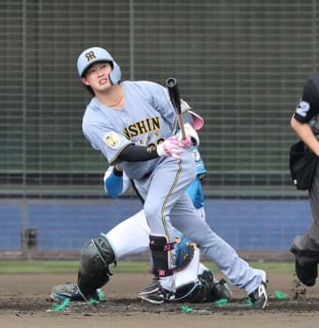阪神 現役ドラフト移籍の浜田太貴が左翼へ豪快弾！左翼へ今季対外試合チーム1号→マルチ安打 シート打撃に続く猛アピール