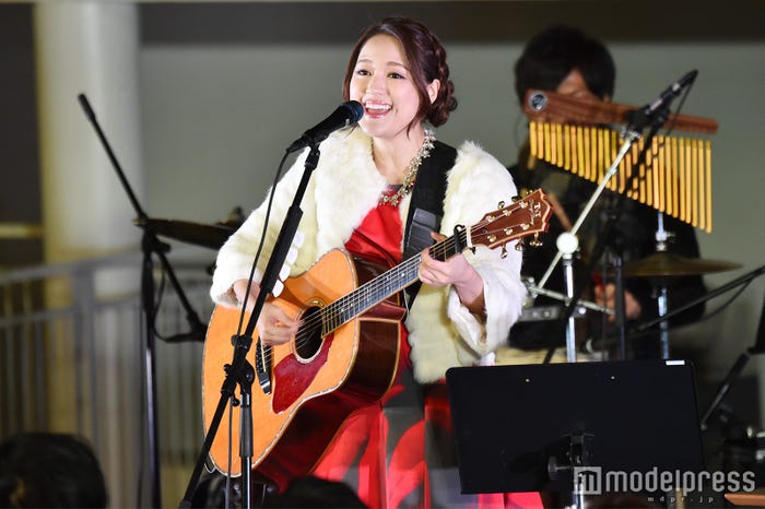 chay (C)モデルプレス