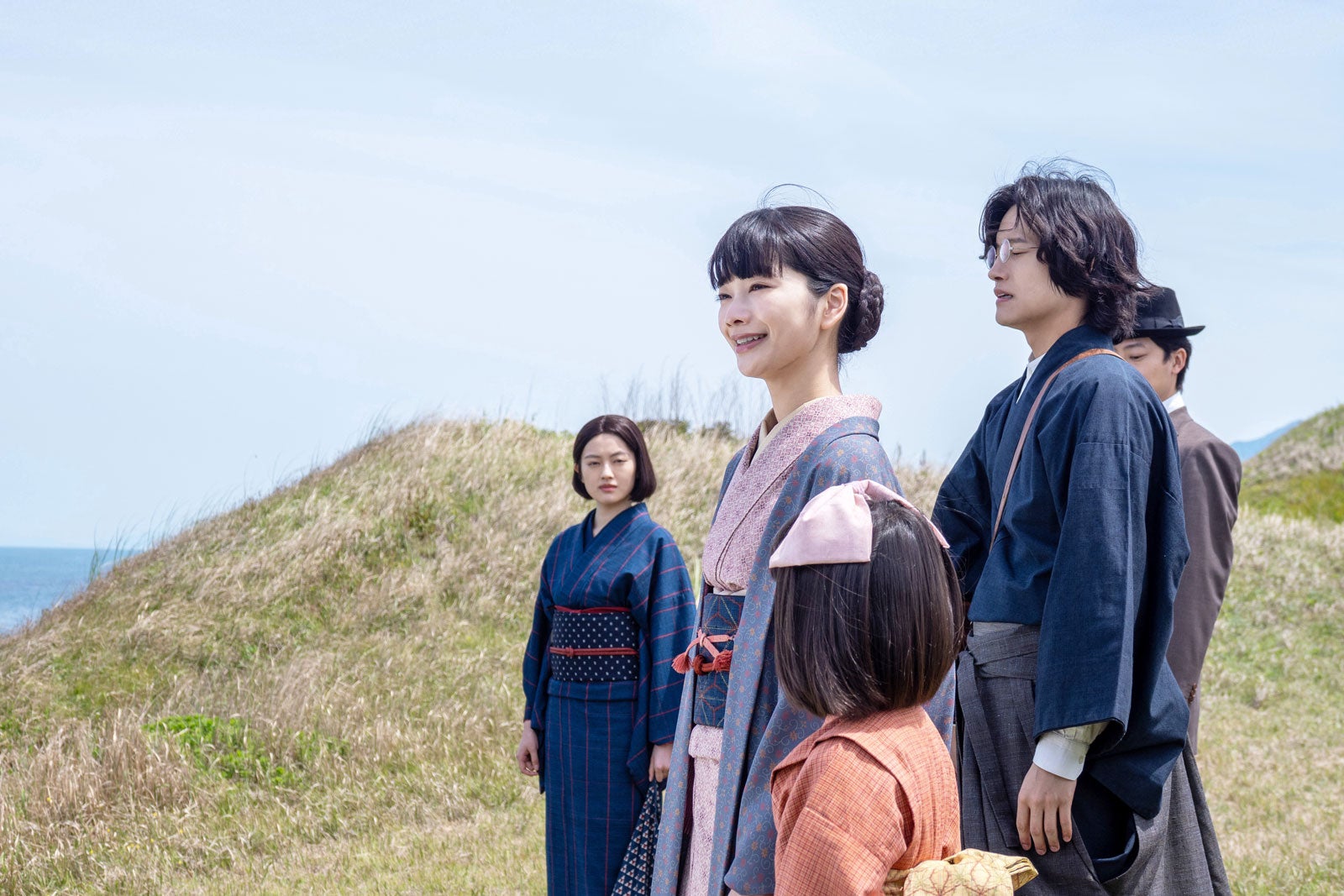 上坂樹里、見上愛、英茉、佐野晶哉、井上祐貴「風、薫る」第90話（C）NHK