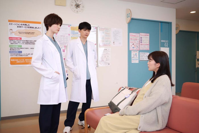 菅野莉央、吉沢亮、生田絵梨花「PICU 小児集中治療室」第4話より(C)フジテレビ