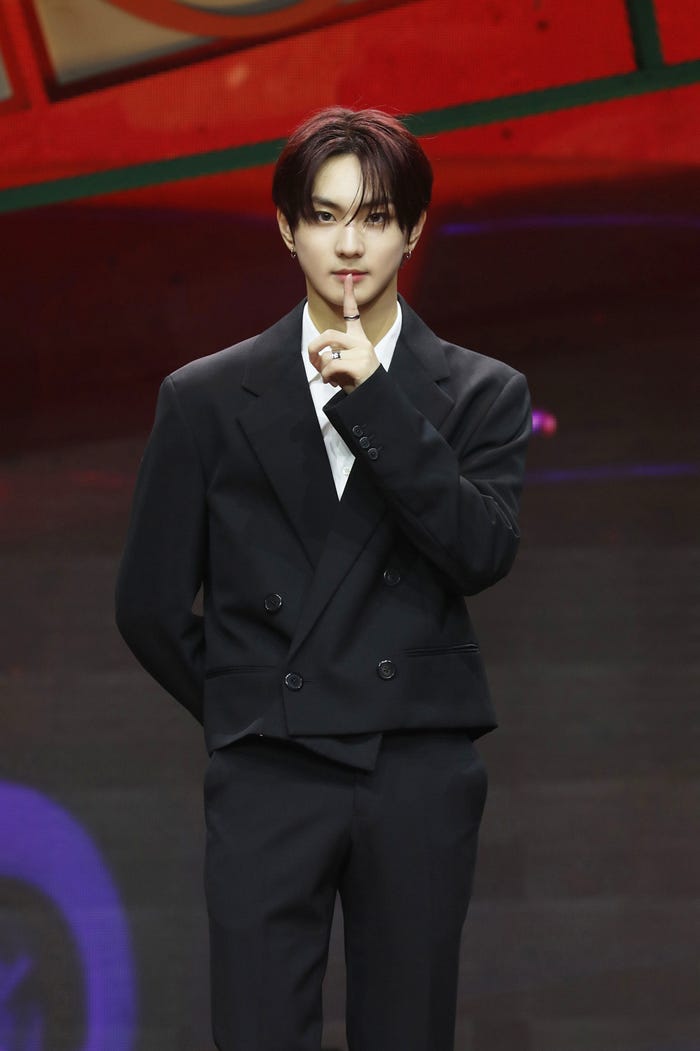 JUNGWON(ジョンウォン)(P)&(C)BELIFT LAB Inc.