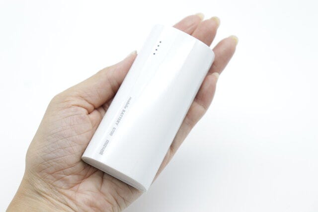 モバイル充電バッテリー　本体