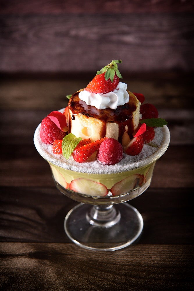 苺とピスタチオのフレジェ風1,650円／画像提供：阪急阪神百貨店