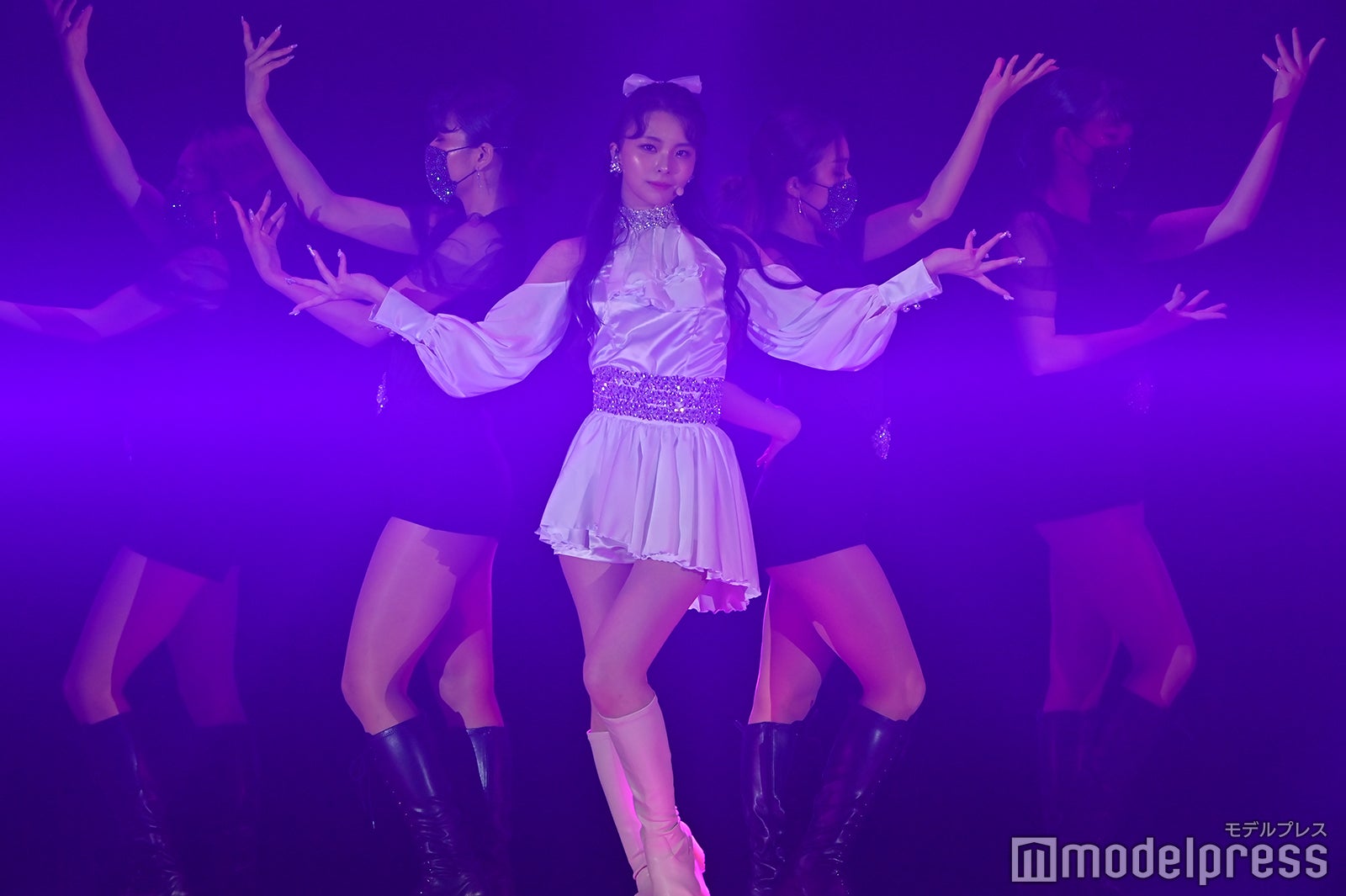 （C）モデルプレス