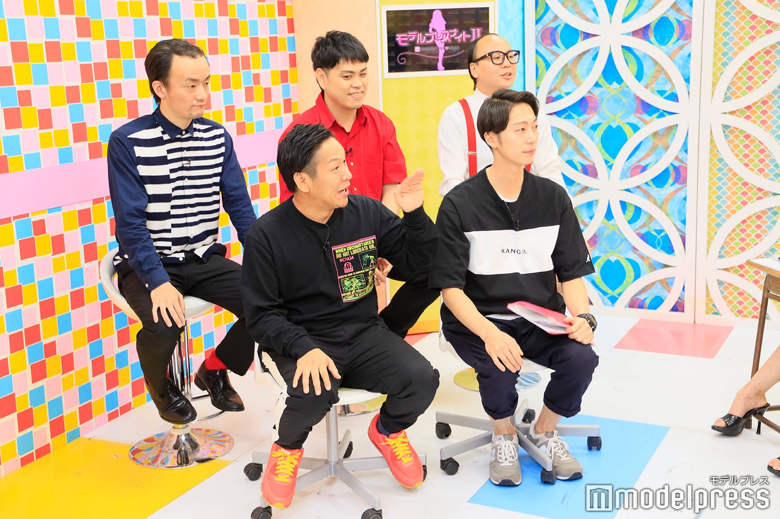 前列：はんにゃ（川島章良・金田哲）、後列：ななまがり（森下直人、初瀬悠太）、たかし（C）モデルプレス