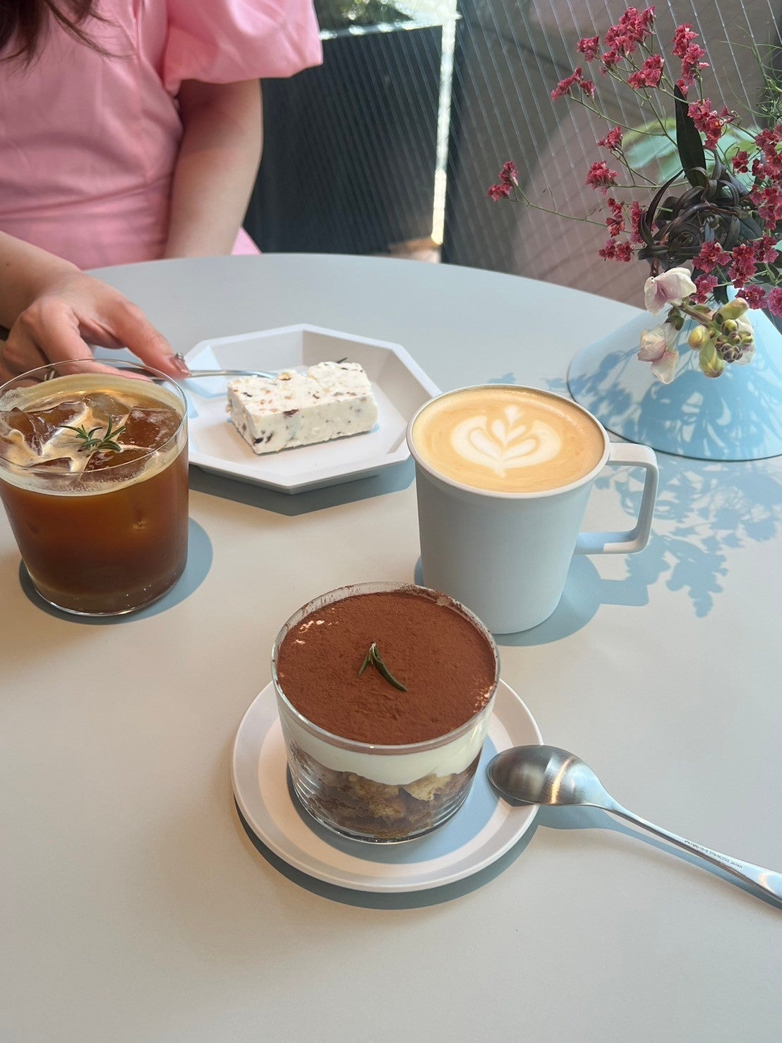 阿野いずみ「新年度、素敵なリフレッシュ時間と自分磨き！」（提供写真）