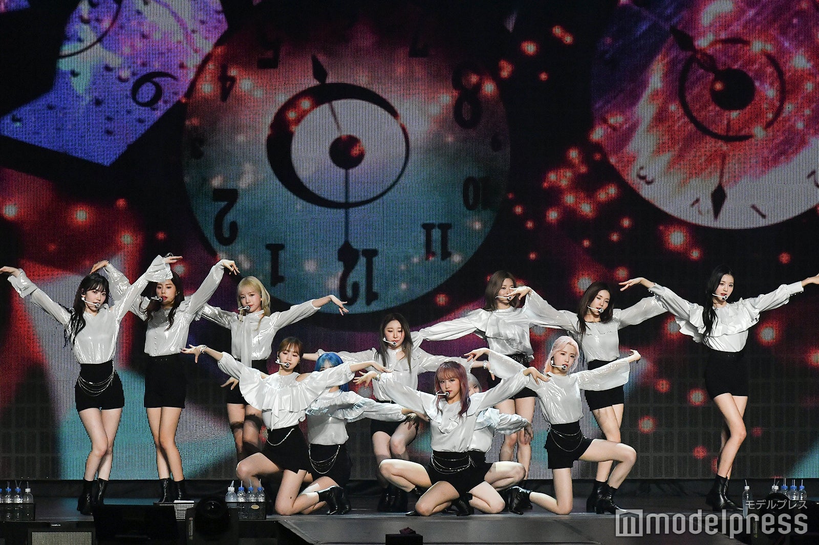 IZ*ONE （C）モデルプレス