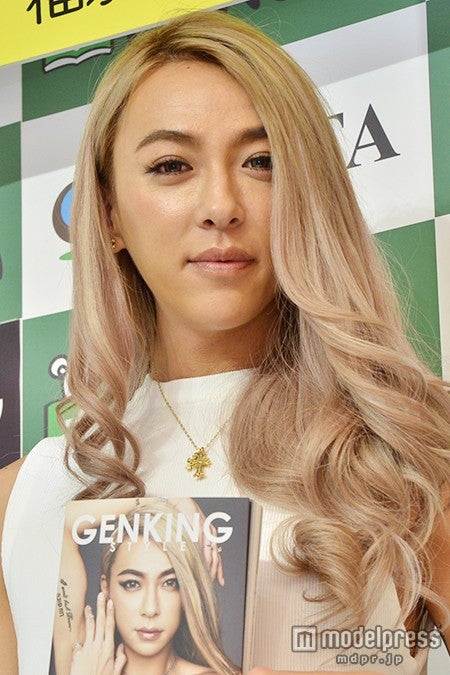 インスタ発“謎の美男子”GENKING、美意識の高さに反響 “大親友”からの激励に涙も