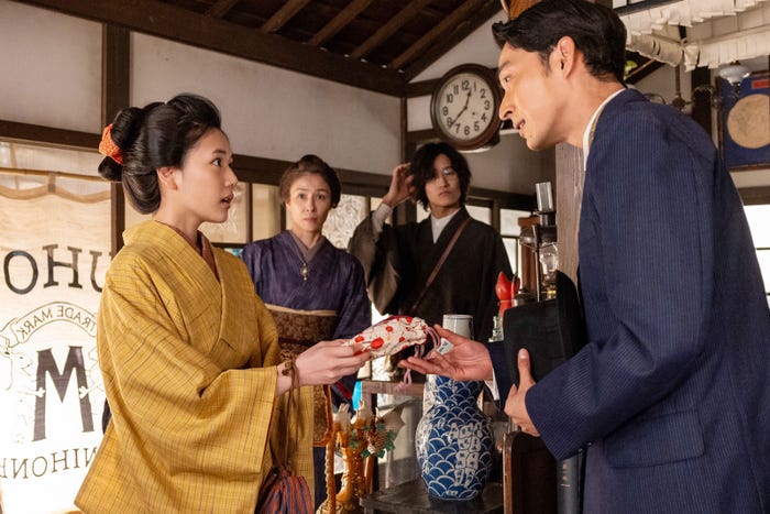 早坂美海、水野美紀、佐野晶哉、上杉柊平「風、薫る」第38話(C)NHK