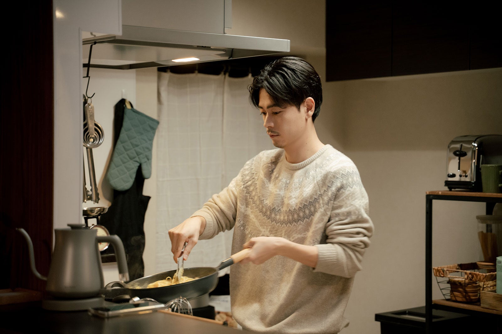 成田凌「冬のなんかさ、春のなんかね」第9話（C）日本テレビ