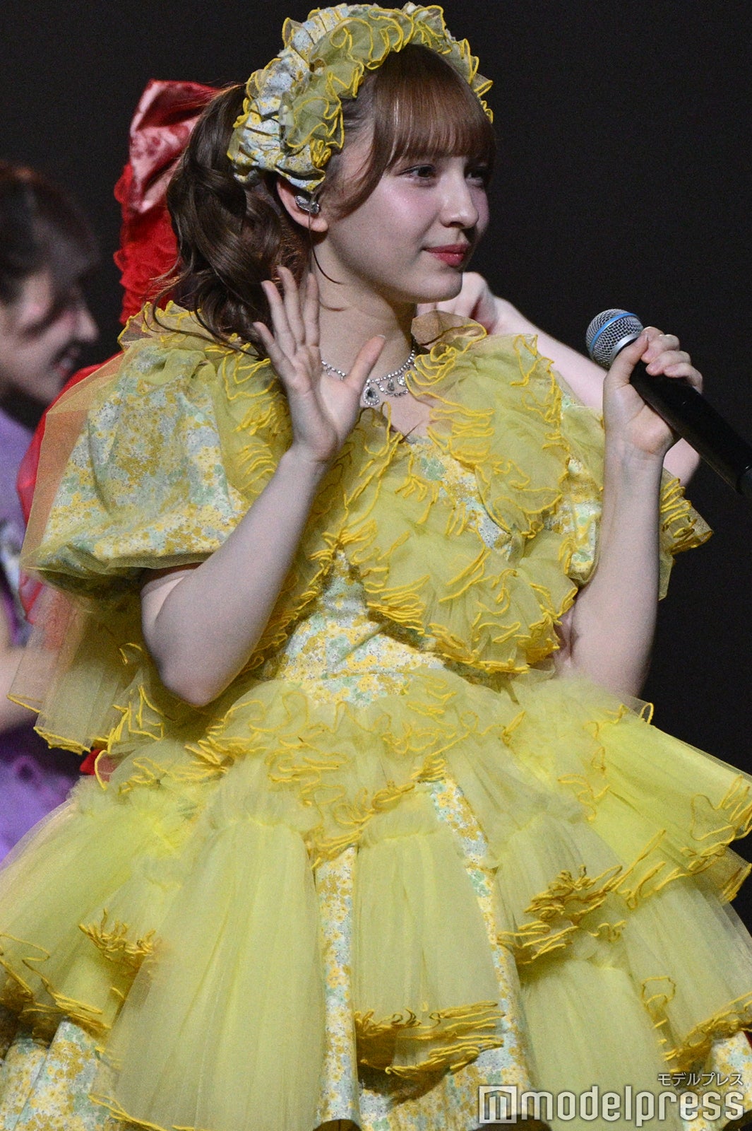 FRUITS ZIPPER（C）モデルプレス