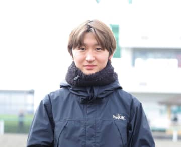 週末お役立ち特注ジョッキー 鮫島克駿騎手