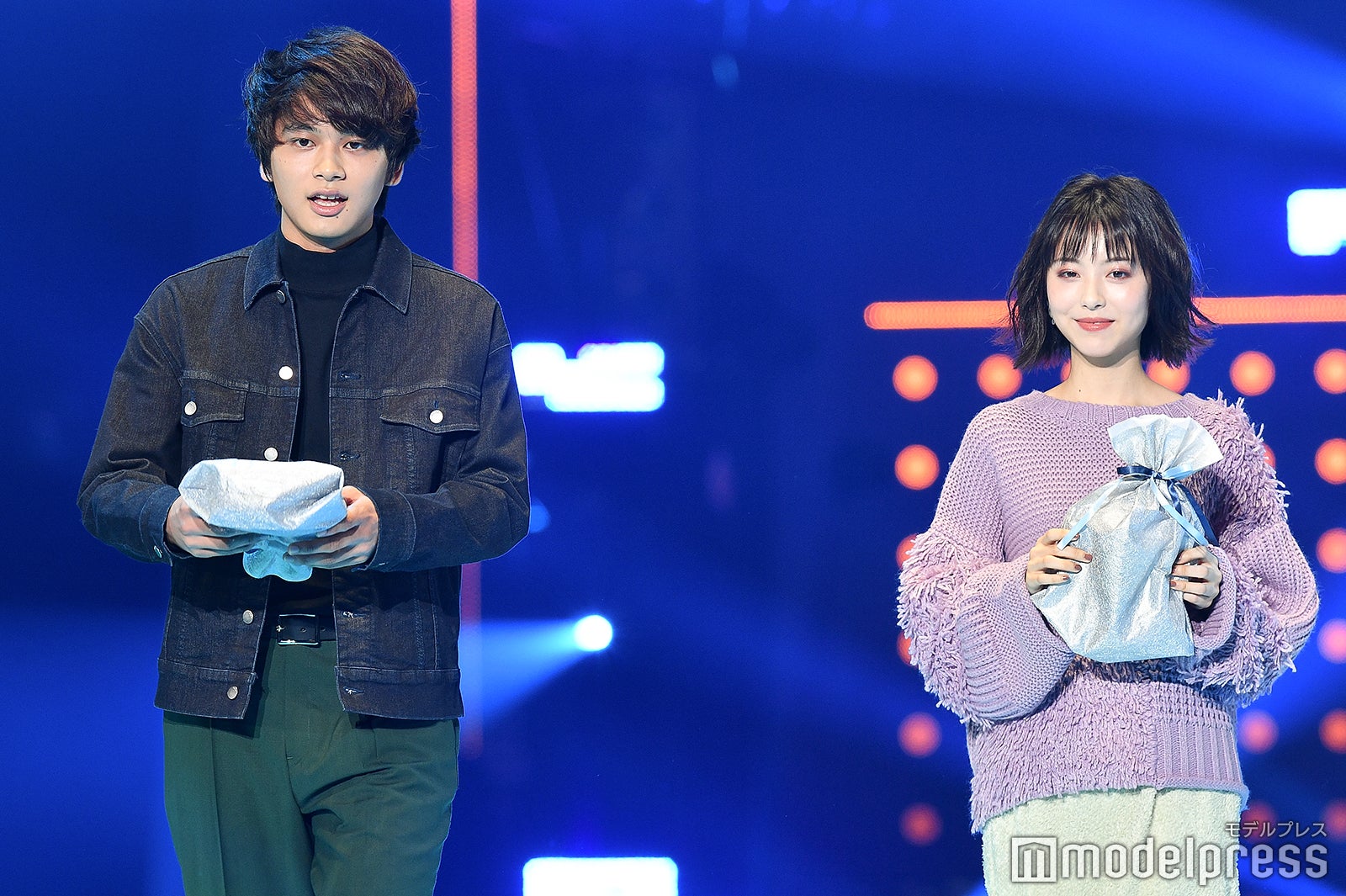 北村匠海、浜辺美波（C）モデルプレス