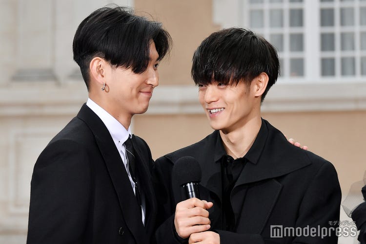 松田翔太 東京喰種 続編は恋愛映画 窪田正孝への 一目惚れから愛に変わるまでを演じた モデルプレス 松田翔太 東京喰種 続編は恋愛映画 窪田正孝への 一目惚れから愛に変わるまでを演じた モデルプレス