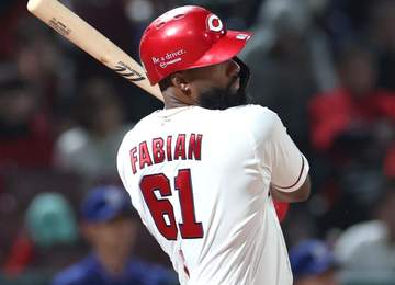 広島・ファビアンを抹消へ 藤井ヘッド「守備も打撃も、迷っているというか、モヤモヤしているように見えた」