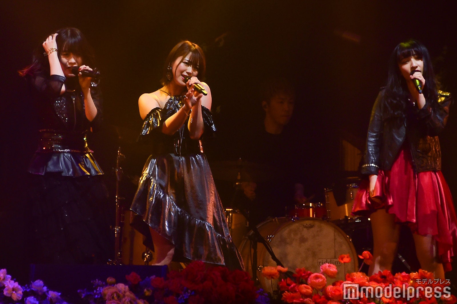 横山結衣、山内鈴蘭、山崎亜美瑠「AKB48グループ歌唱力No.1決定戦 ファイナリストLIVE」（C）モデルプレス