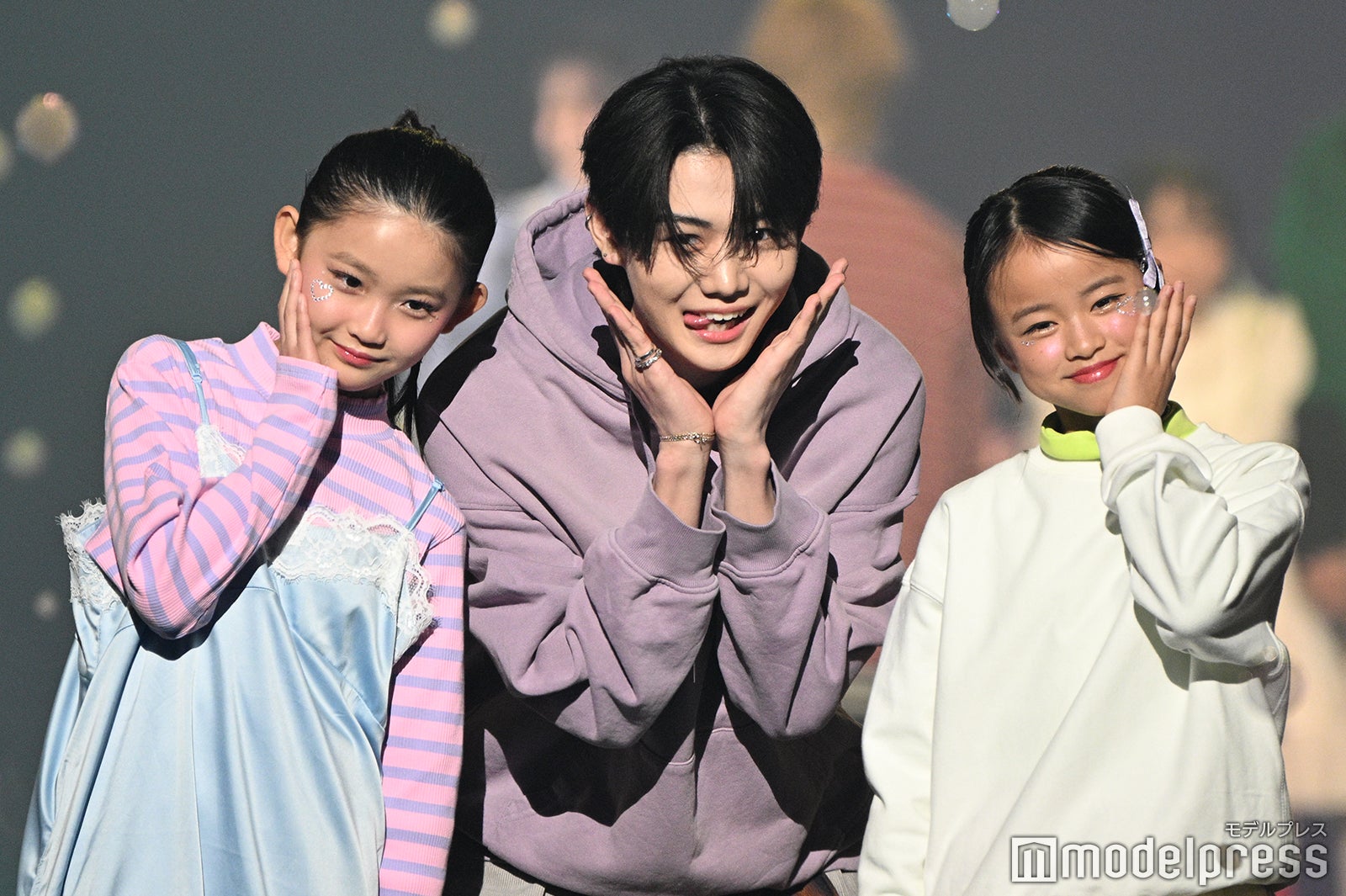 ⼭⽥菫、鈴陽向、中村知⽻耶（C）モデルプレス