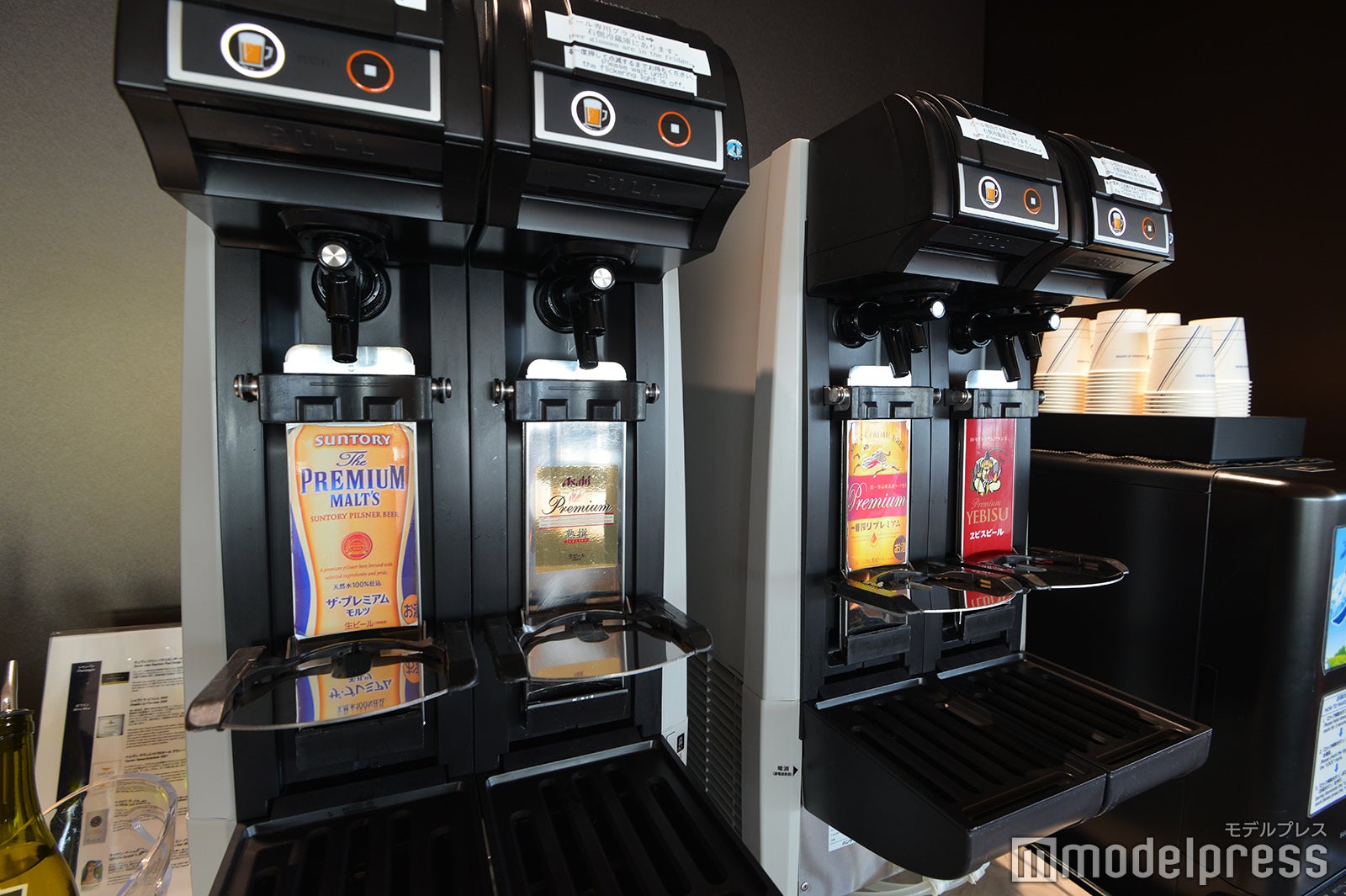 プレミアムビールをラインナップ／ANA SUITE LOUNGE（C）モデルプレス