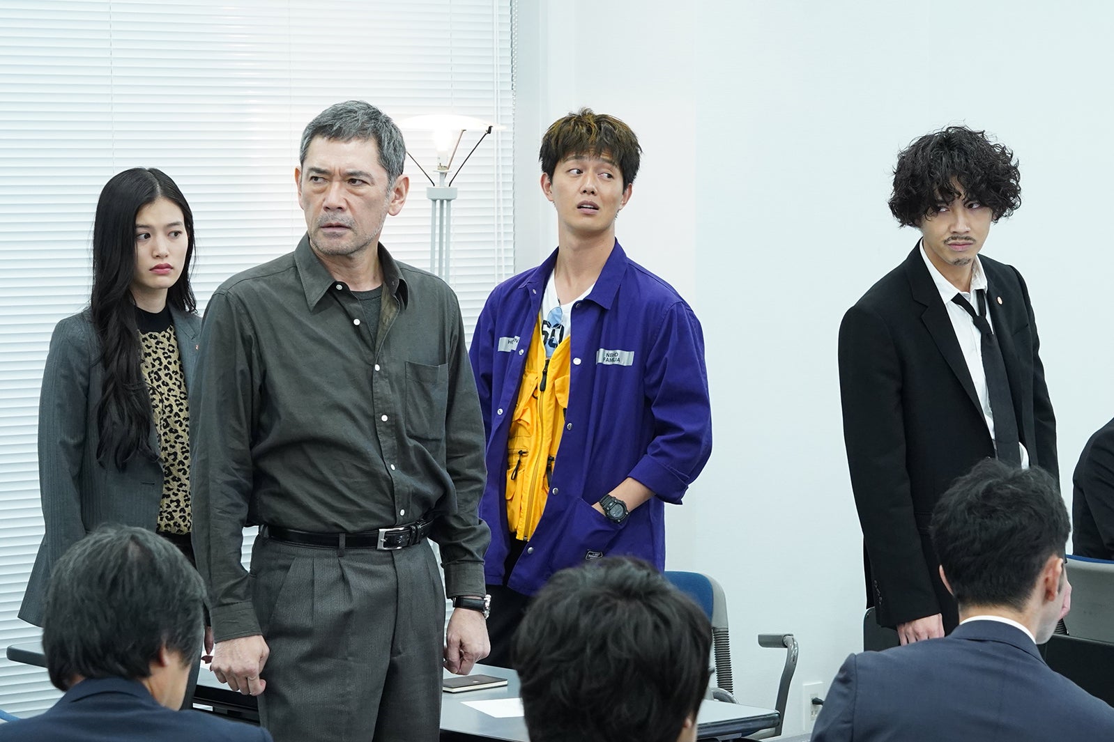 立花恵理、杉本哲太、工藤阿須加、賀来賢人／「ニッポンノワール―刑事Yの反乱―」第3話より（C）日本テレビ