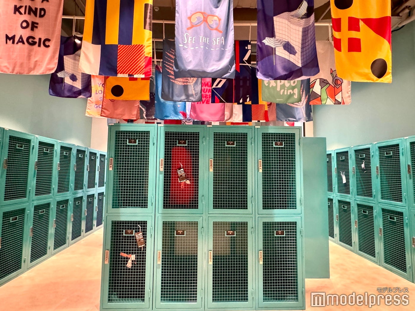 ローブ ラ メール ビーチ(C)モデルプレス