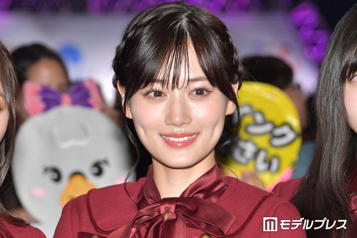 山下美月、美デコルテ披露 乃木坂46卒コン直後の写真公開「いつ見ても美人」「可愛すぎる」と反響